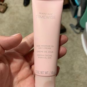 Mary Kay Timewise Age minimize day cream